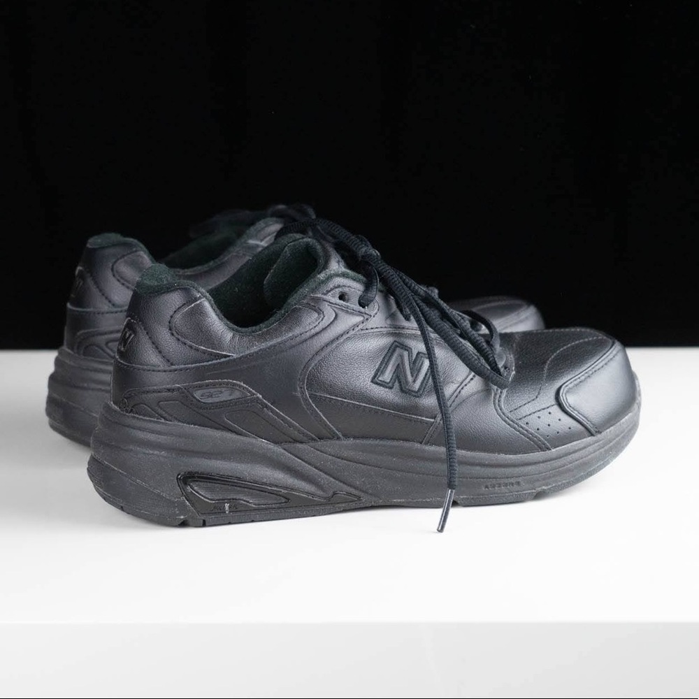 NIB New Balance 927 - barely worn